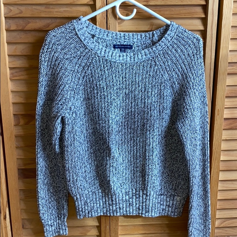 American Eagle Gray Sweater